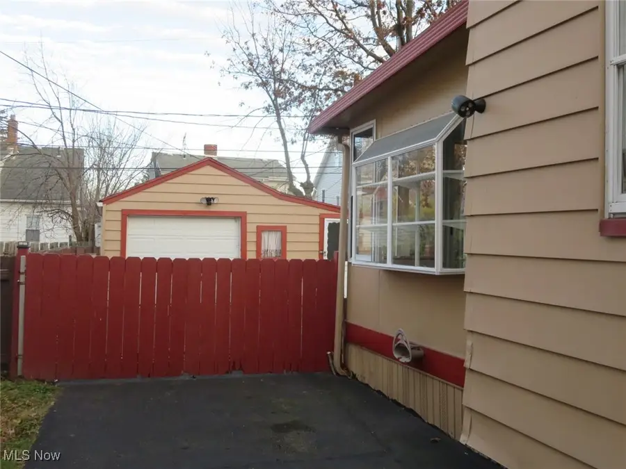 4905 E 108th Street, Garfield Heights, OH 44125 - Image #3