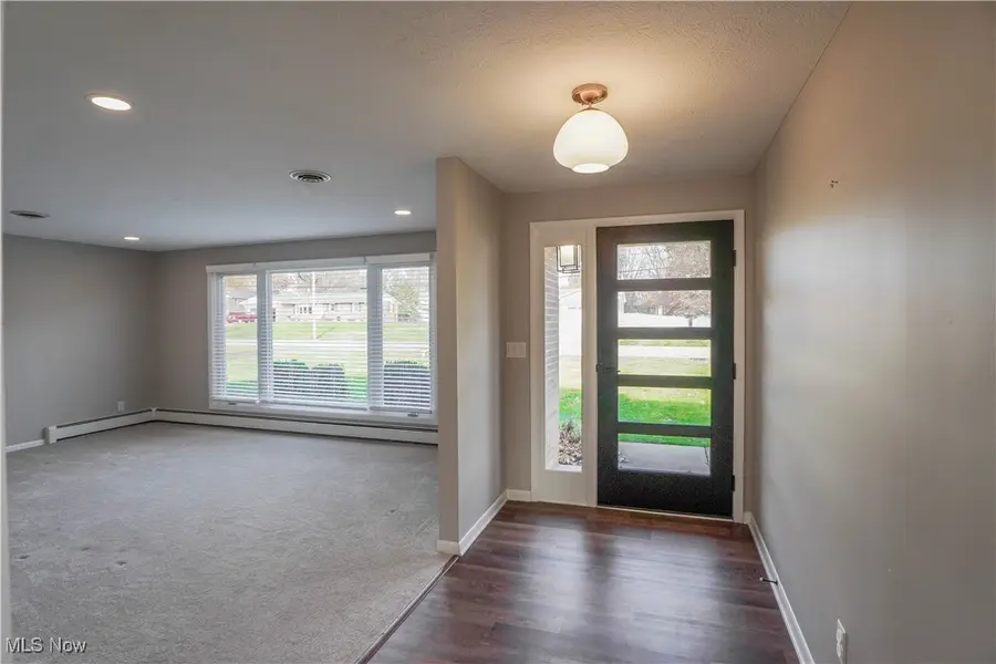 5650 Comanche Nw Street, North Canton, OH 44720 - Image #2