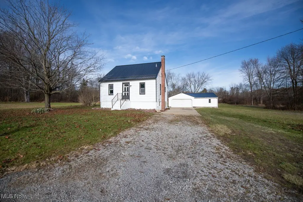 1718 Garfield Avenue, Girard, OH 44420 - Image #1