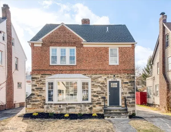 3526 Raymont Boulevard, University Heights, OH 44118