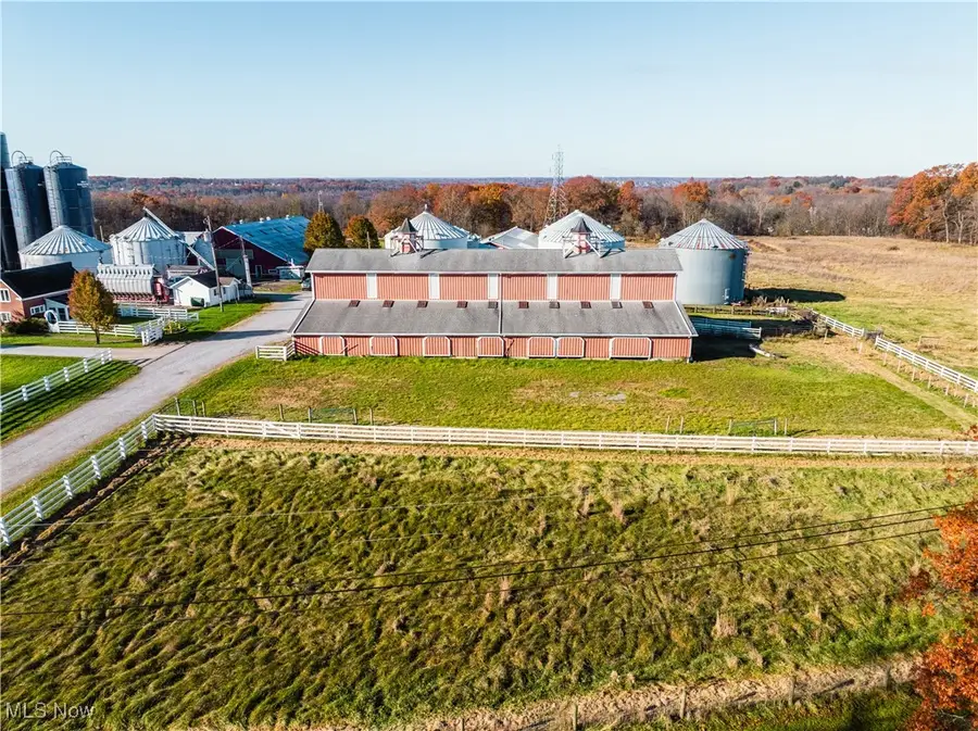 2706 Bedford Road, Lowellville, OH 44436 - Image #3