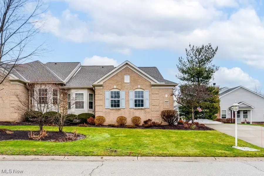 9861 Country Club Circle, Twinsburg, OH 44087 - Image #2