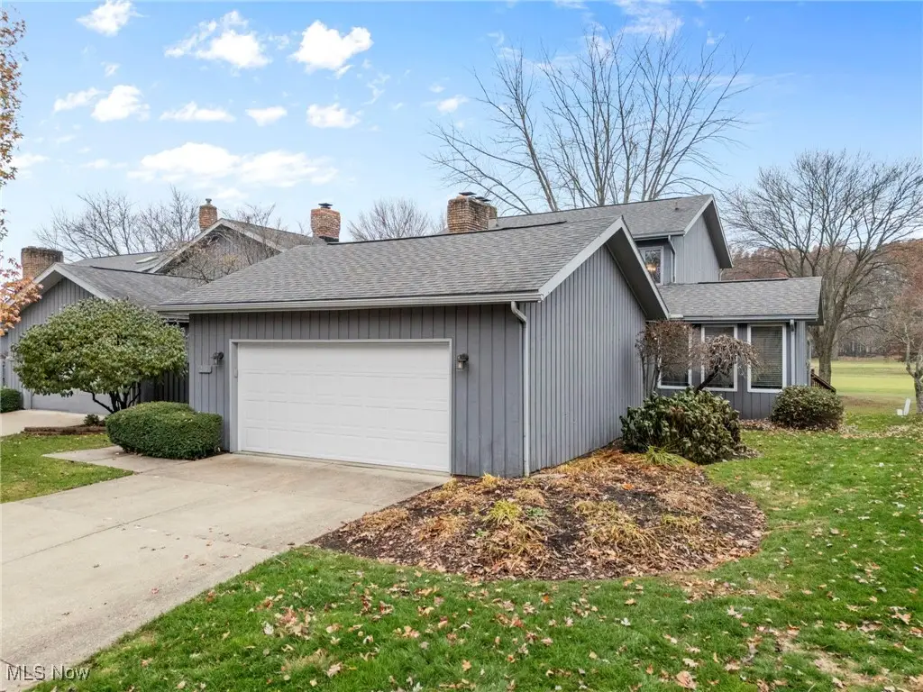 2111 Prestwick Drive #3A, Uniontown, OH 44685 - Image #1