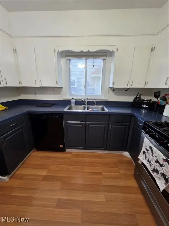 17219 Dartmouth Avenue, Cleveland, OH 44111 - Image #2