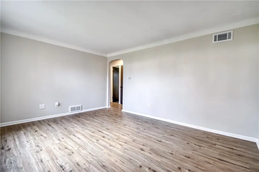 1767 Longwood Drive, Mayfield Heights, OH 44124 - Image #3