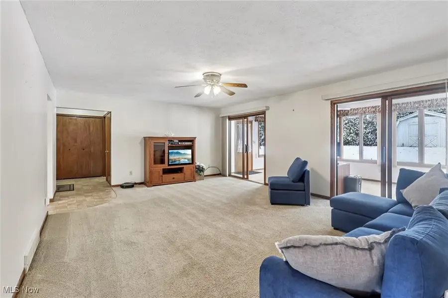 184 Cloverwood Circle, Wadsworth, OH 44281 - Image #3