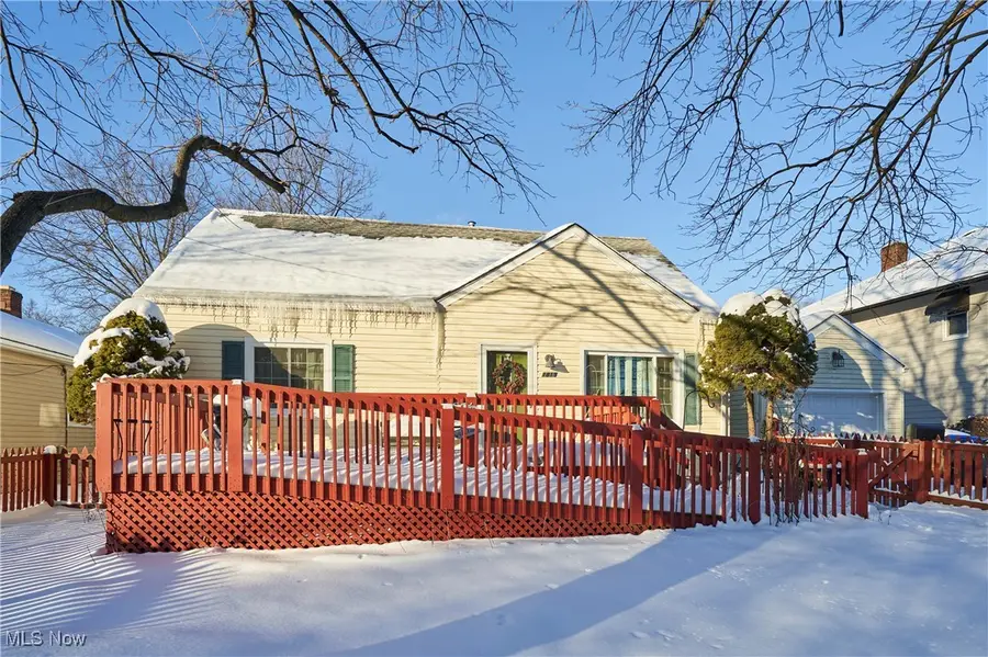 1819 Grant Avenue, Cuyahoga Falls, OH 44223 - #2