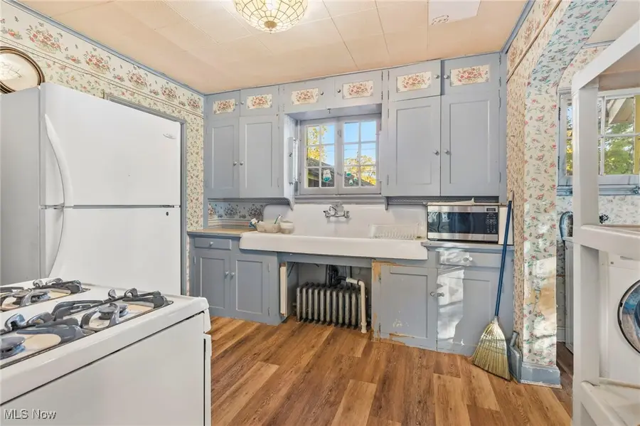 390 E College Street, Alliance, OH 44601 - Image #2