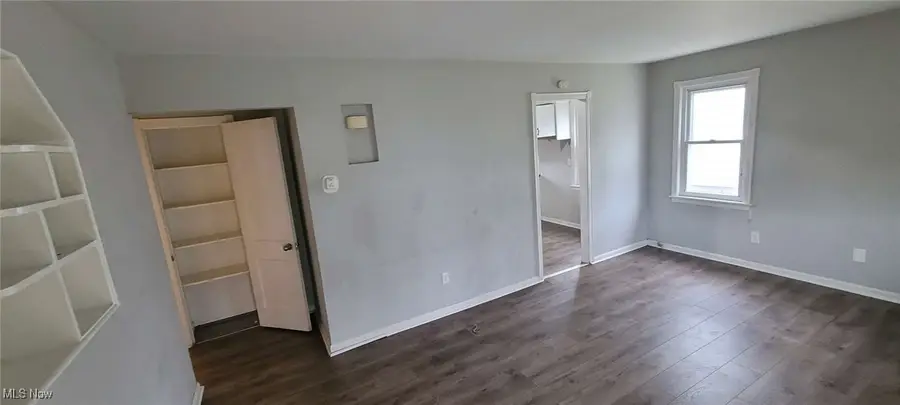 23307 Williams Avenue, Euclid, OH 44123 - Image #3