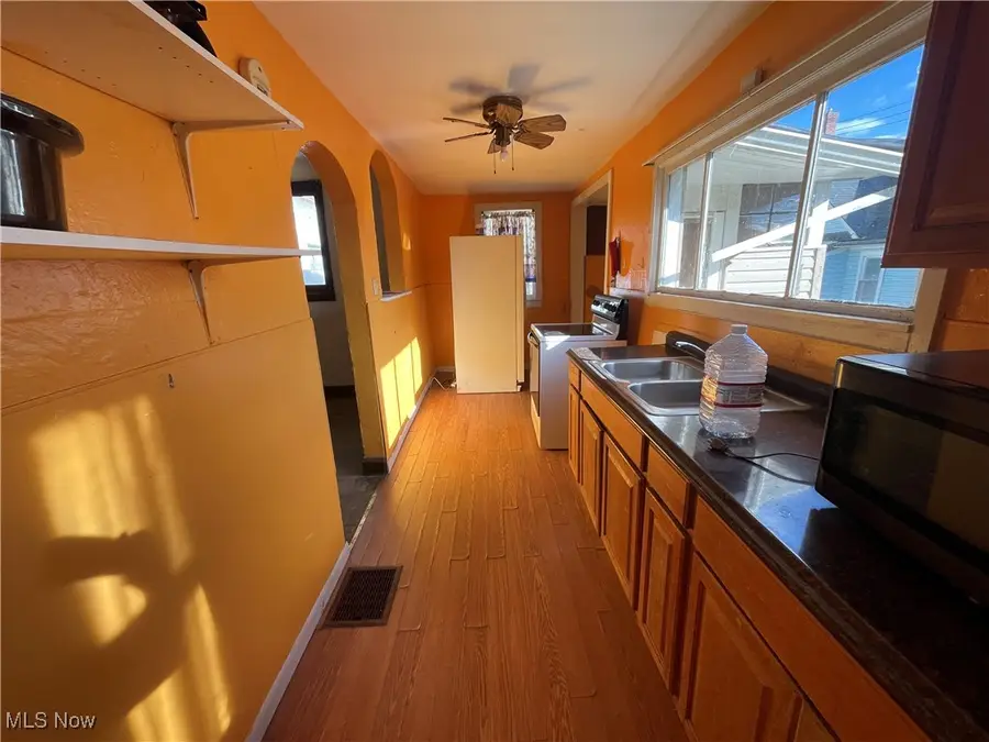 238 Moore Street, East Liverpool, OH 43920 - Image #2