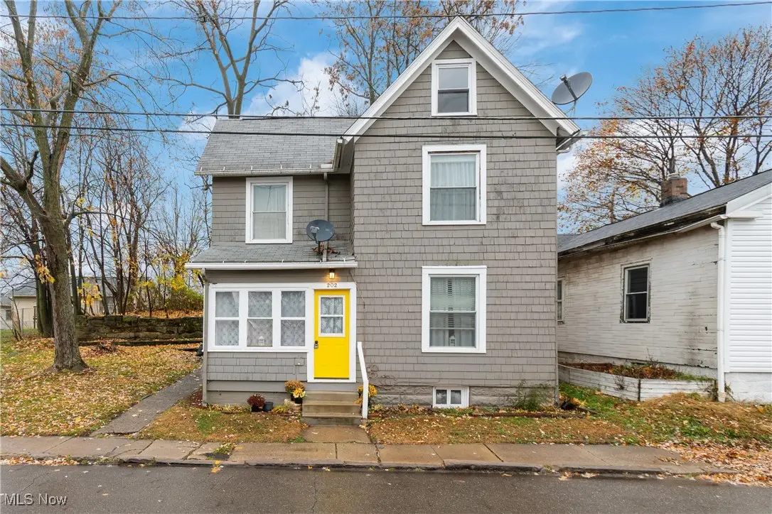 202 Rose Se Avenue, Massillon, OH 44646 - Image #1
