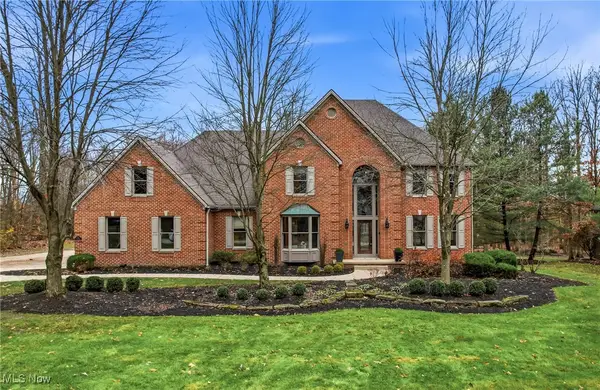 110 Timber Run Drive, Canfield, OH 44406