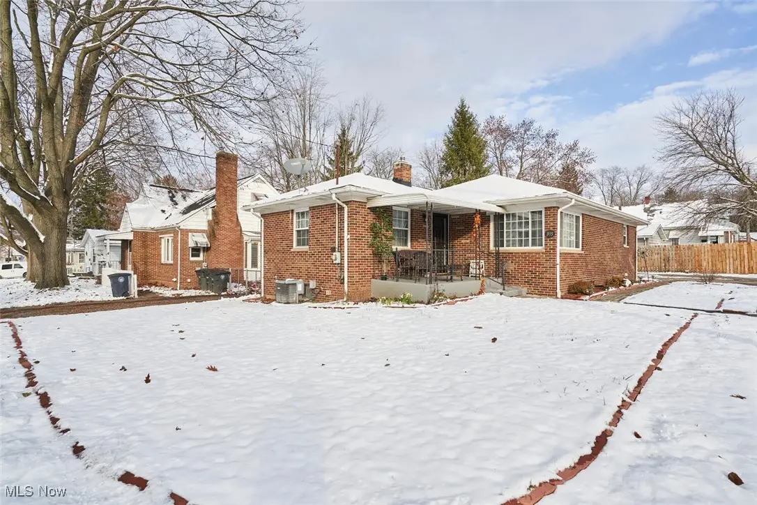 395 Massillon Road, Akron, OH 44312 - Image #1