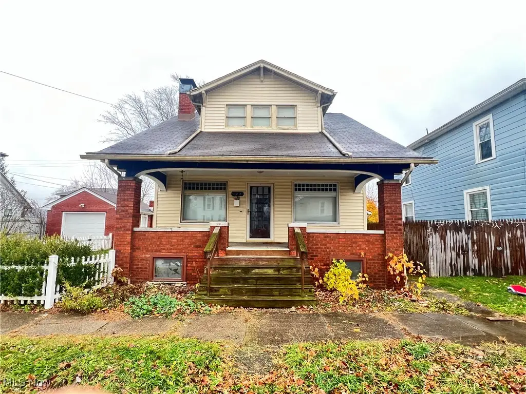 122 E 6th Street, Uhrichsville, OH 44683 - Image #1