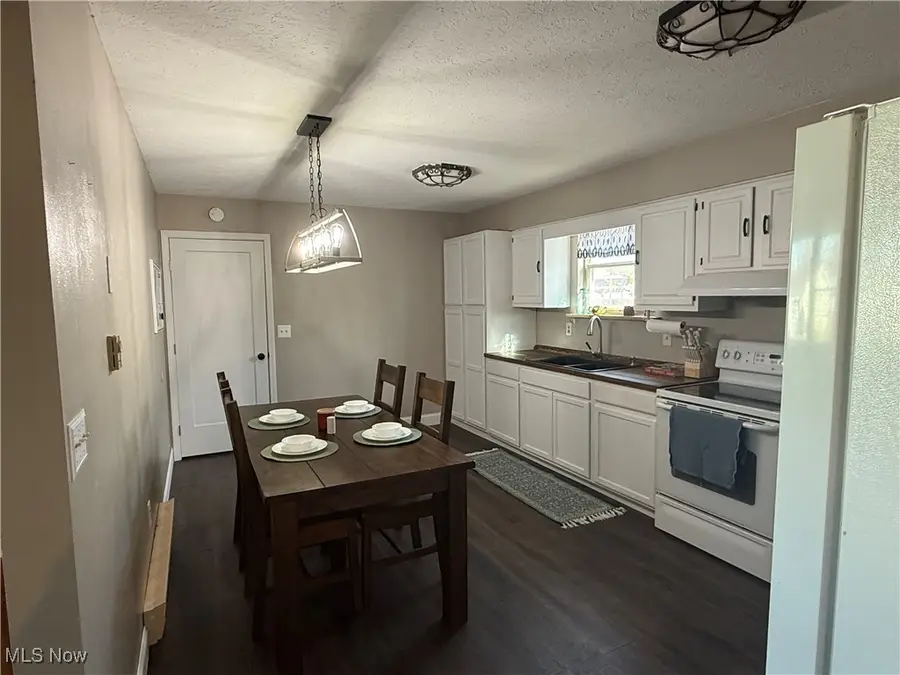 305 Washington Drive, Mineral Wells, WV 26150 - Image #3