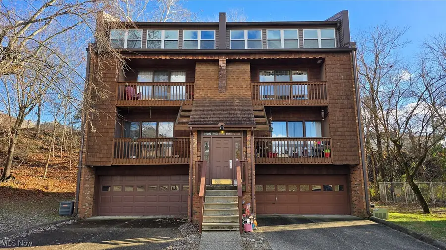 710 Belrock Avenue, Belpre, OH 45714 - Image #2