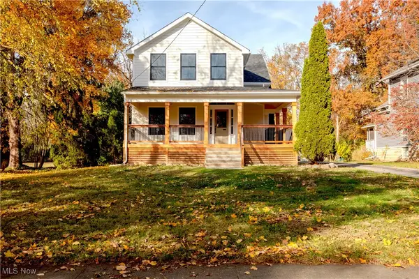 252 W College Street, Oberlin, OH 44074