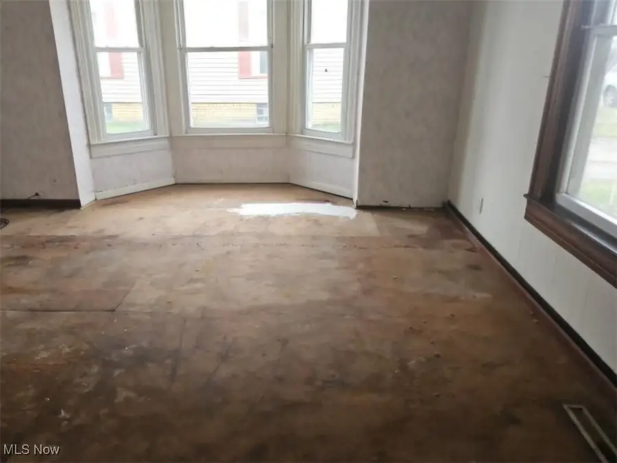 519 N Uhrich Street, Uhrichsville, OH 44683 - Image #3