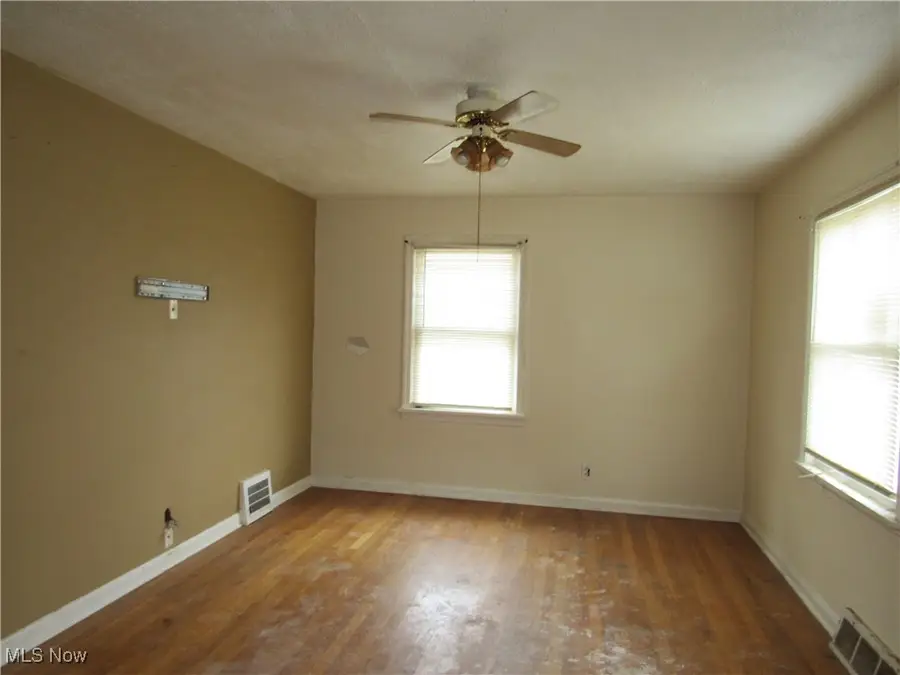 4550 Effie Road, Cleveland, OH 44105 - Image #3