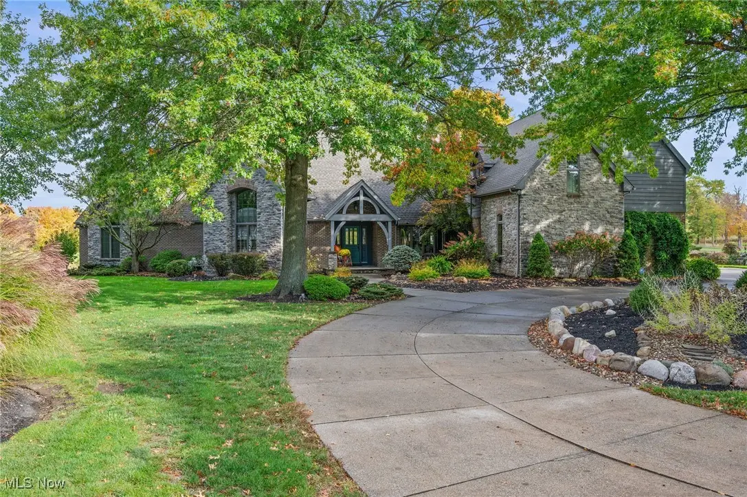 3865 Weymouth Woods Drive, Medina, OH 44256 - Image #1