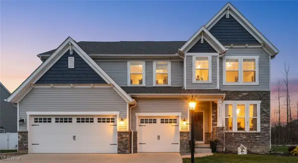 24032 Edward Lane, Columbia Station, OH 44028