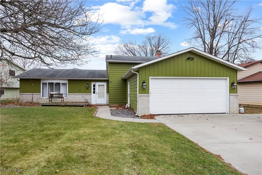 1711 N Nantucket Drive, Lorain, OH 44053 - Image #2
