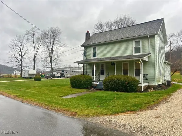 1146 Baltzley Valley Se Road, New Philadelphia, OH 44663