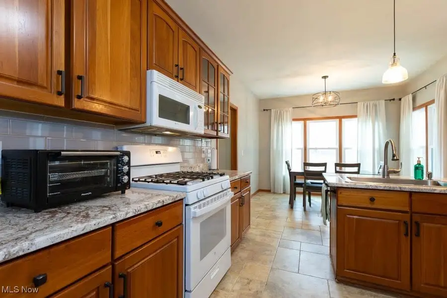 5500 Bradley Road, North Olmsted, OH 44070 - Image #3