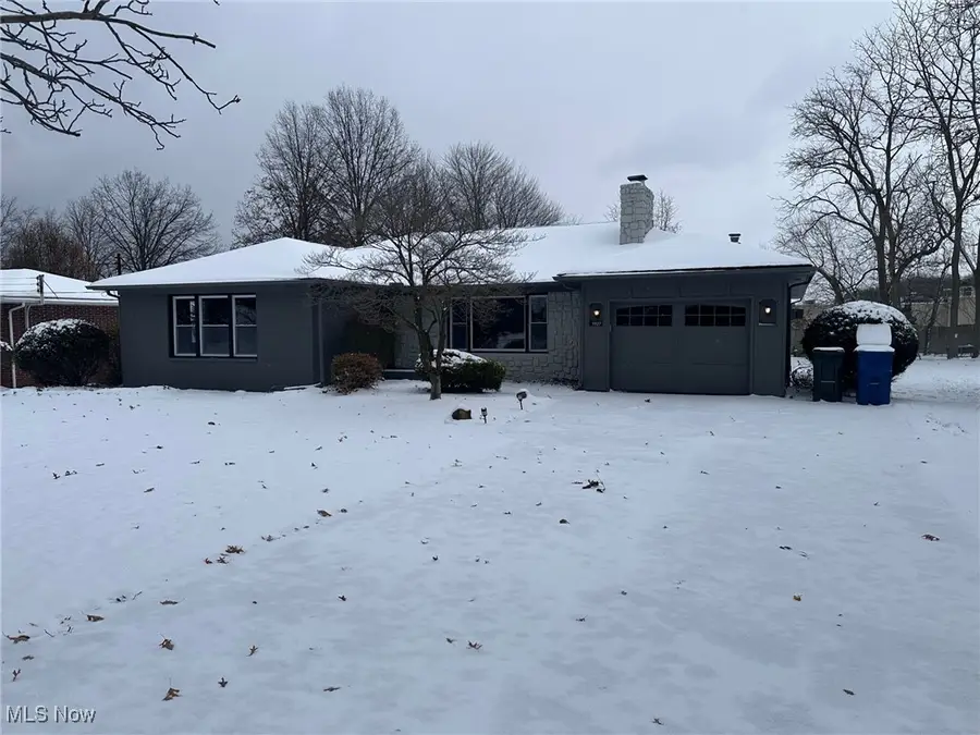 1927 Center Road, Avon, OH 44011 - Image #2