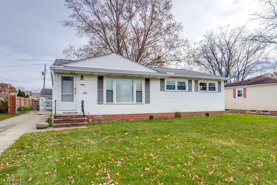 7591 Dawn Haven Drive, Parma, OH 44130 - Image #2