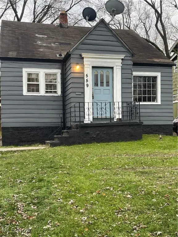 559 E Avondale Avenue, Youngstown, OH 44502