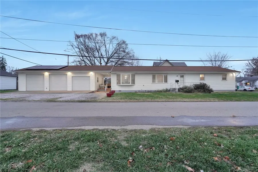 401 Busby Avenue, Lancaster, OH 43130 - Image #2