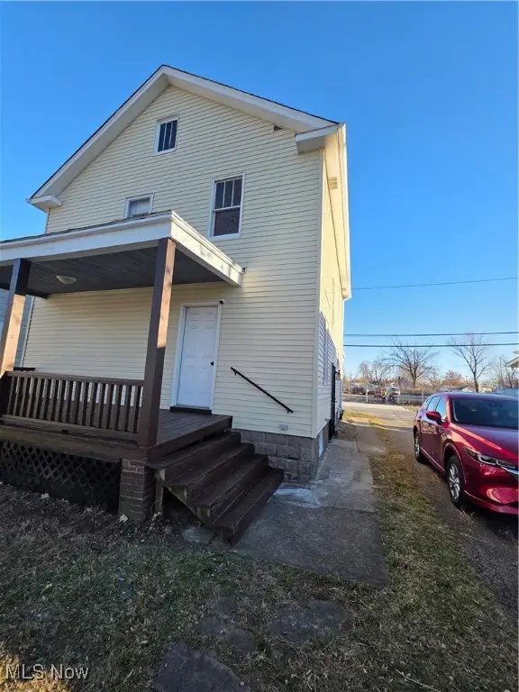 811 F Street, Lorain, OH 44052 - Image #3