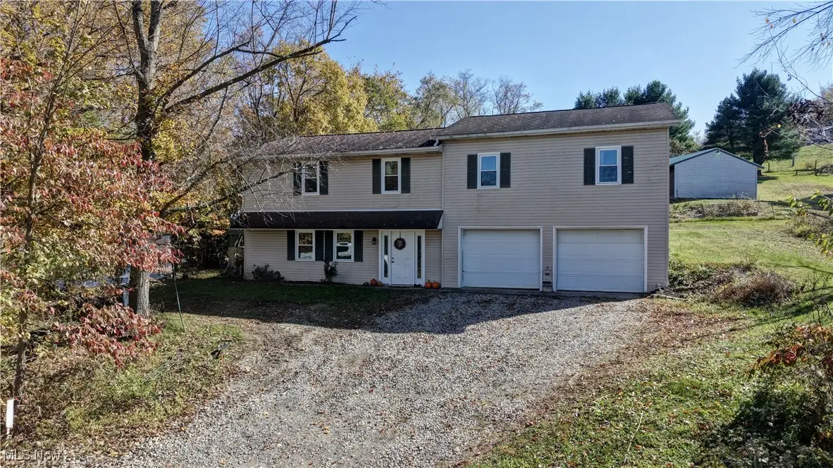 4244 Murray Nw Road, Dover, OH 44622 - Image #1