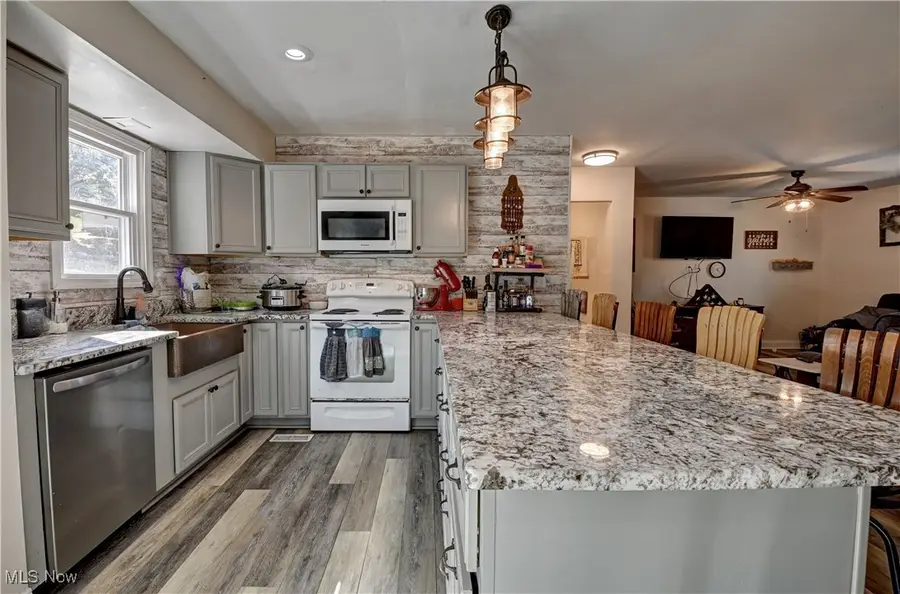 4244 Murray Nw Road, Dover, OH 44622 - Image #3