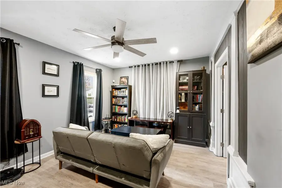 994 Moeller Avenue, Akron, OH 44307 - Image #3