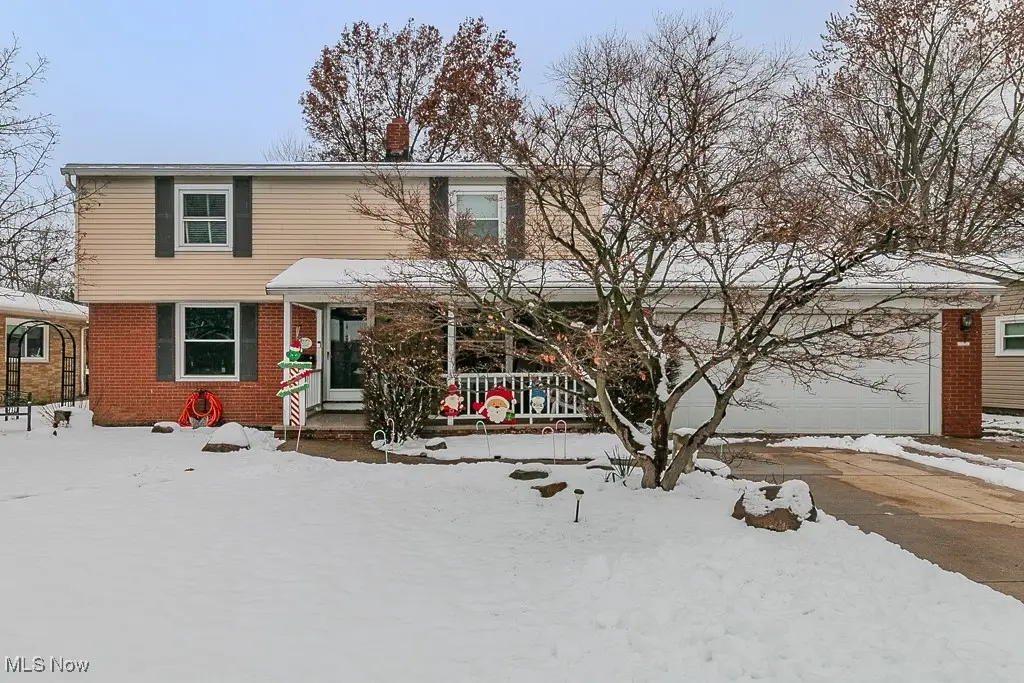8012 Fenway Drive, Parma, OH 44129 - Image #1