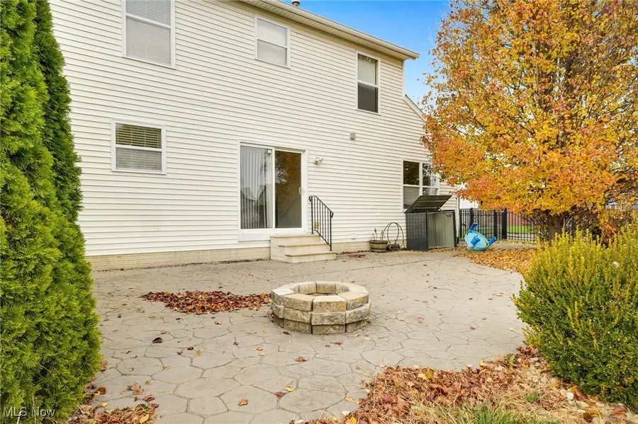 38273 Pebble Lake Trail, North Ridgeville, OH 44039 - Image #3