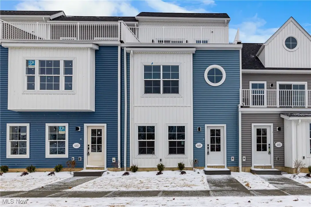 449 Harbor Lane, Lorain, OH 44052 - Image #1