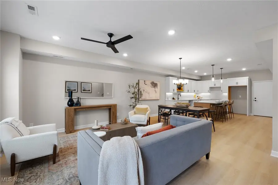 449 Harbor Lane, Lorain, OH 44052 - Image #3