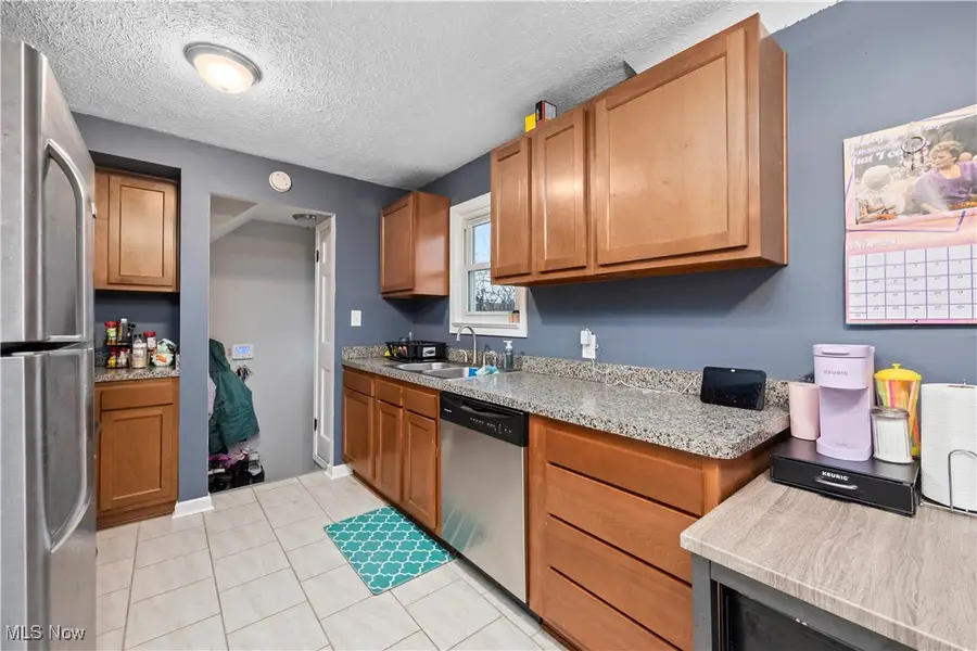 4802 Grantwood Drive, Parma, OH 44134 - Image #2