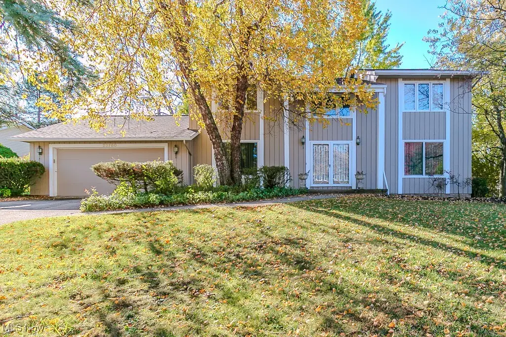 23780 Halburton Road, Beachwood, OH 44122 - Image #1
