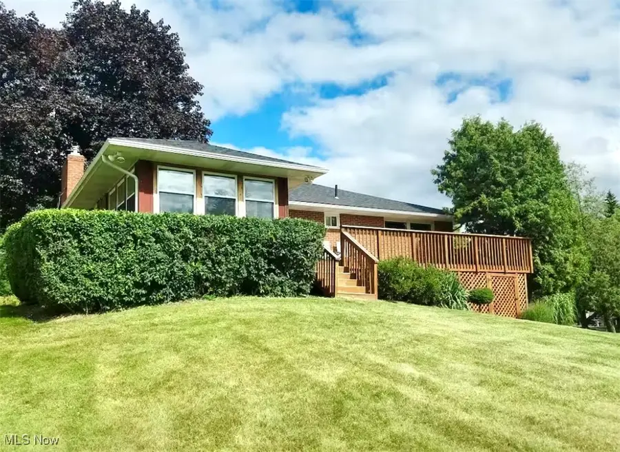 1365 Salway Sw Avenue, North Canton, OH 44720 - Image #2