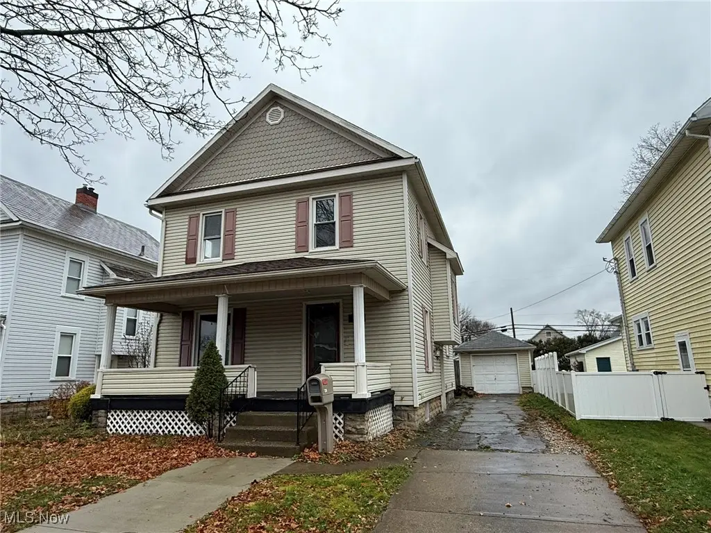728 Oak Nw Street, New Philadelphia, OH 44663 - Image #1