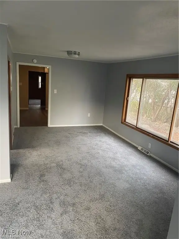 7903 Jeffries Avenue, Cleveland, OH 44105 - Image #3