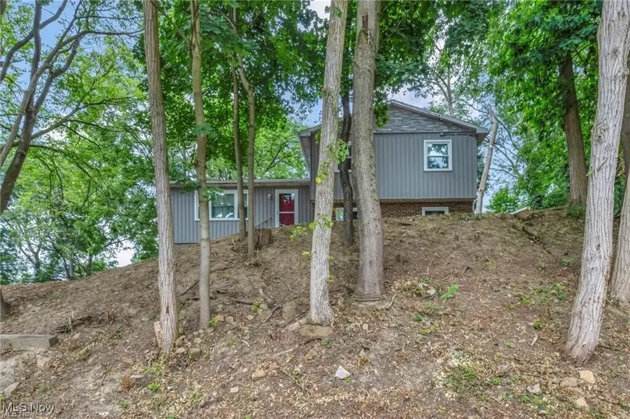 412 Stevenson Avenue, Akron, OH 44312 - Image #2