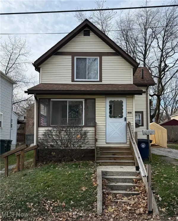438 Black Street, Akron, OH 44306