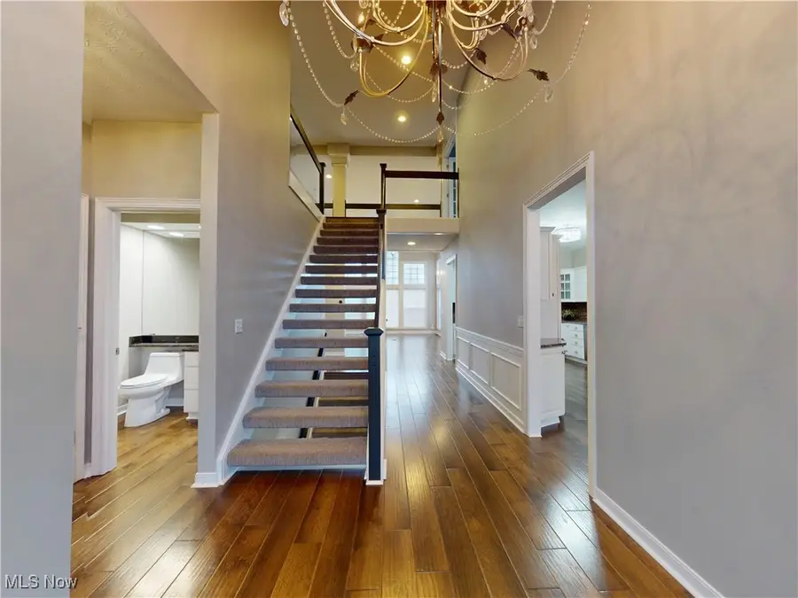 261 Burwick Road, Highland Heights, OH 44143 - Image #2