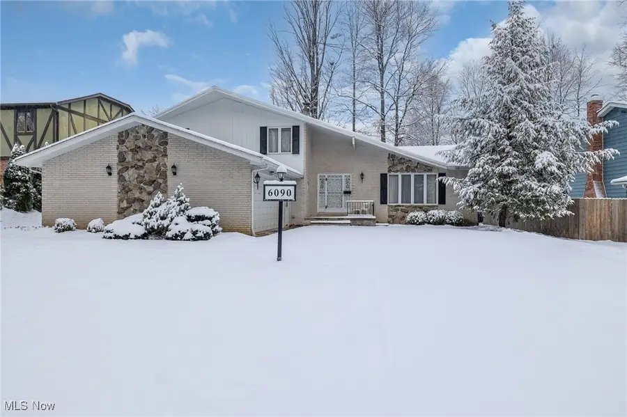 6090 Big Creek Parkway, Parma Heights, OH 44130 - Image #2