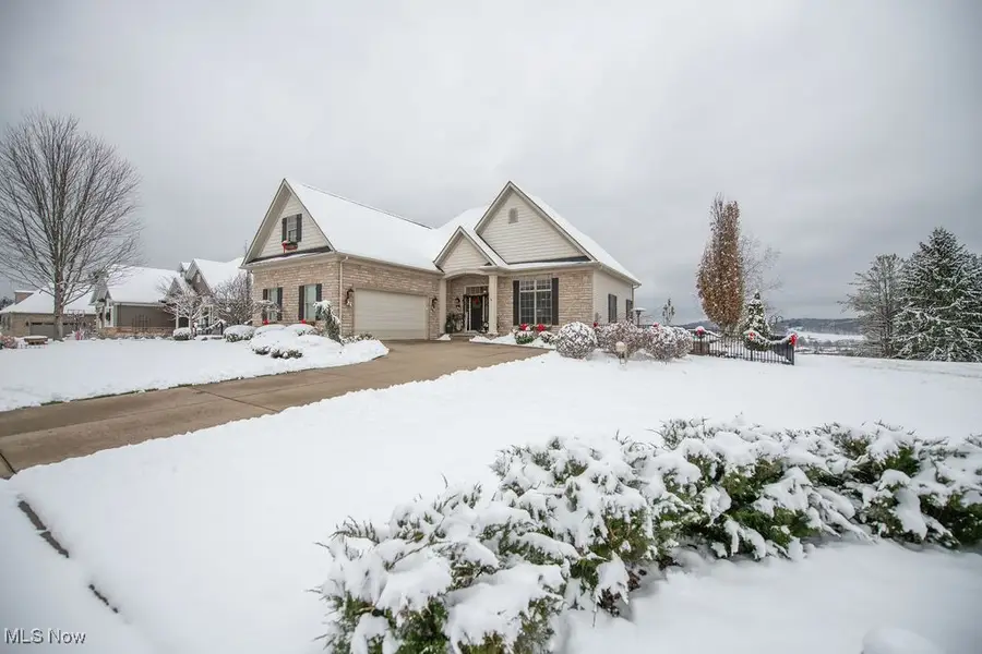 1313 Fairway Ne Drive, New Philadelphia, OH 44663 - Image #3